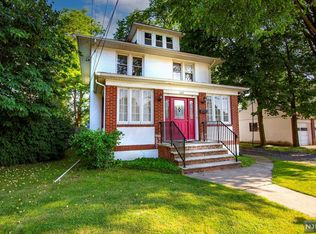 107 E Madison Ave, Dumont, NJ 07628
