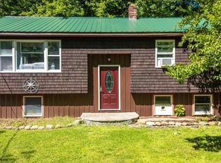 41 Forest St W, Rockport, ME 04856