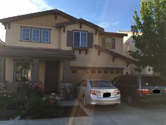 2523 McLaren Ln