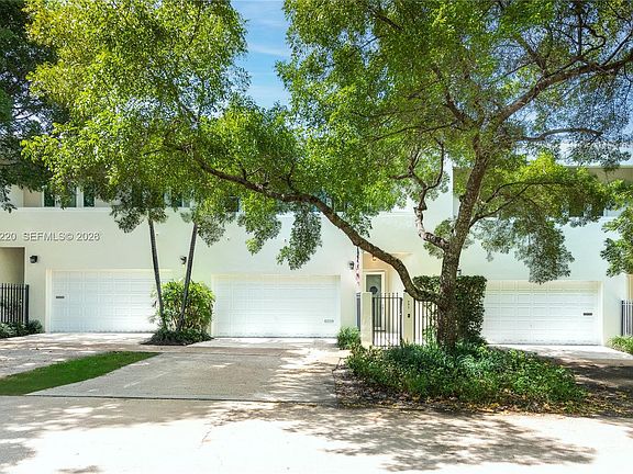 2nd image of 602 Malaga Ave #B