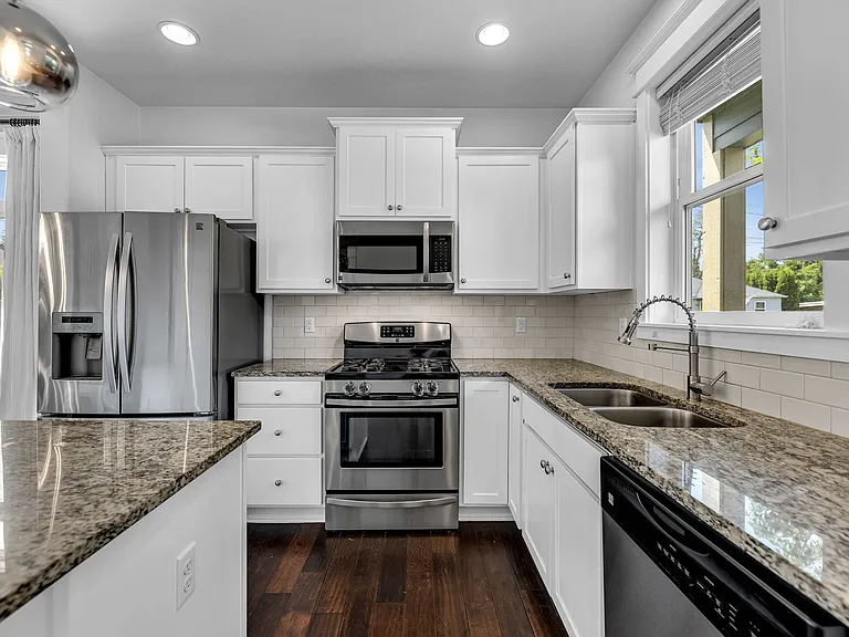 4625 N Hunt St — Photo 13