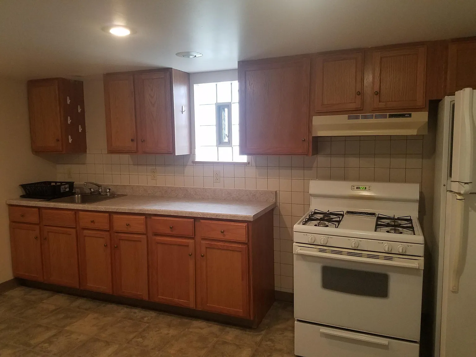 346-348 Bigelow St photo 1