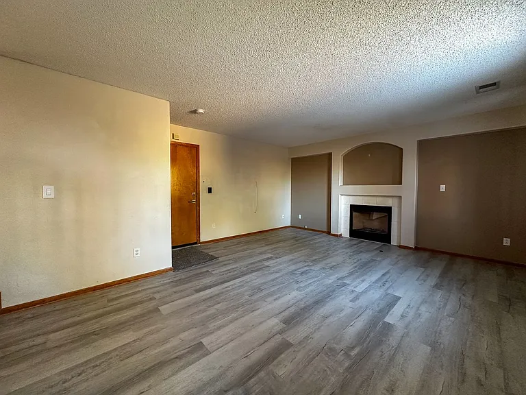 10880 Acadia Pl — Photo 13