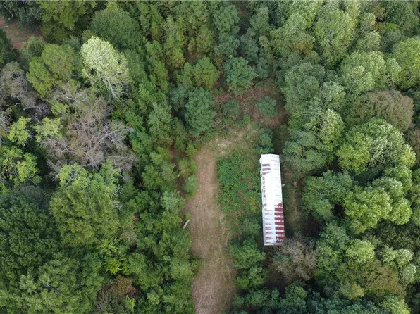 3 Red Apple Ln, Seneca, SC 29678