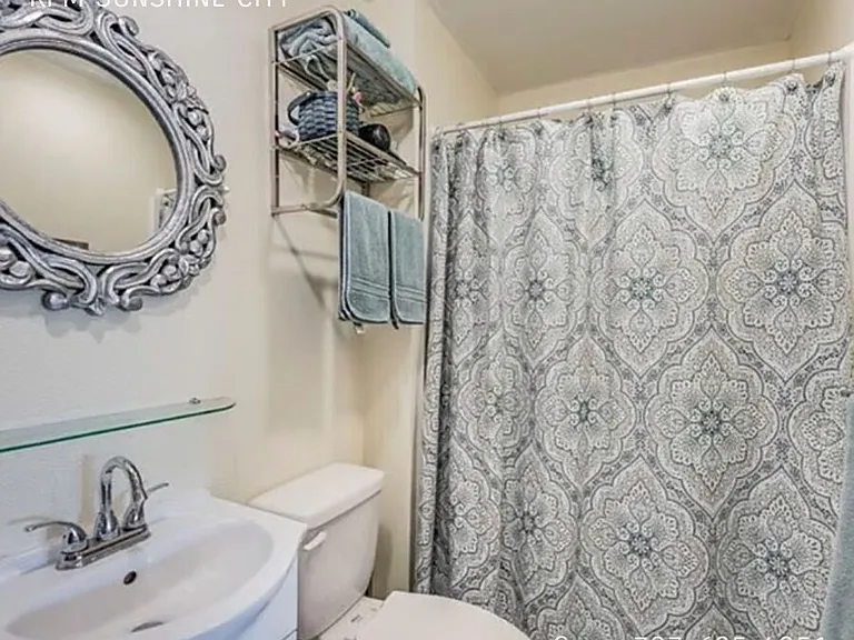 3110 W Euclid Ave #B — Photo 6