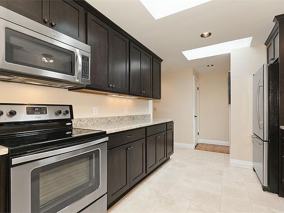 5th image of 15525 74th Ave NE