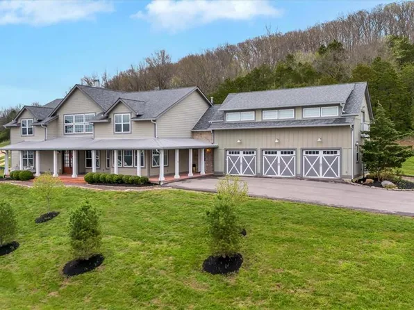 96 High Trails Dr, Eureka, MO 63025