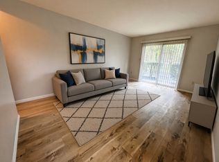 2344 Glenheath Dr, Dayton, OH 45440