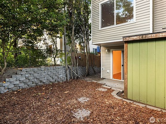 3rd image of 3222 21st Avenue W #A