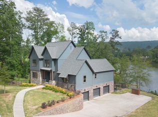 2261 Brock Cir, Birmingham, AL 35242
