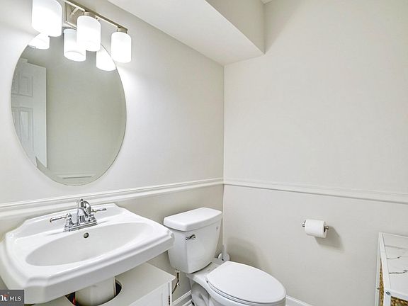 5th image of 7372 Ardglass Dr