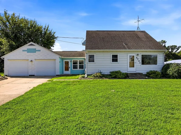 4731 Mount Vernon Rd SE, Cedar Rapids, IA 52403