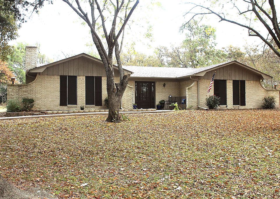 1st image of 490 County Road 1211