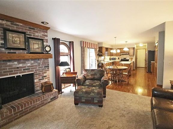5th image of 4407 Bunker Ln