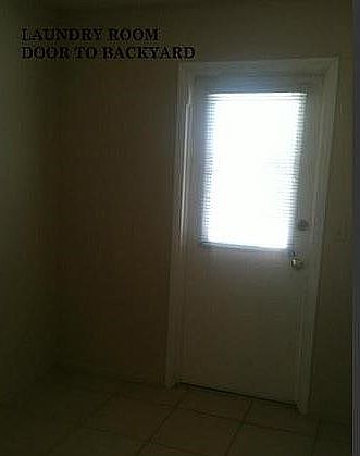 4th image of 29761 Thornhill Dr