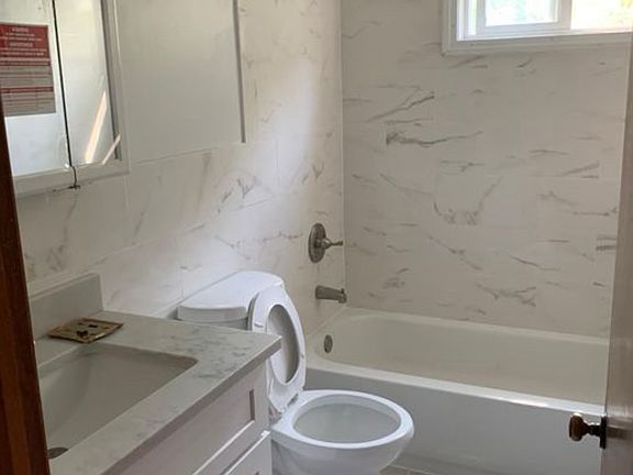 4th image of 56 Madison Rd #1