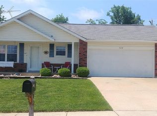 709 Ballantrae Dr, Wentzville, MO 63385