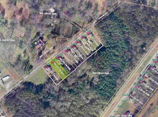 326 Poplar St, Clinton, SC 29325