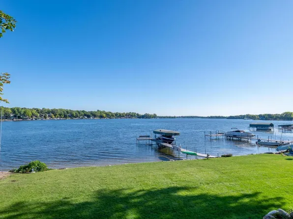 3560 Tuxedo Rd, Mound, MN 55364