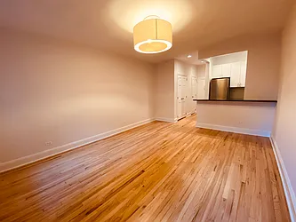 Rented by Metropolis Real Estate of Manhattan