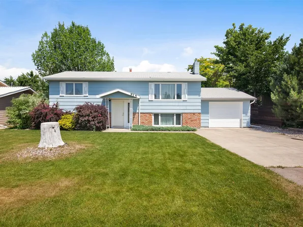 915 13th St W, Columbia Falls, MT 59912
