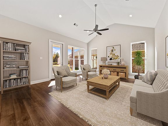 4th image of 10463 Highland Lakes Dr