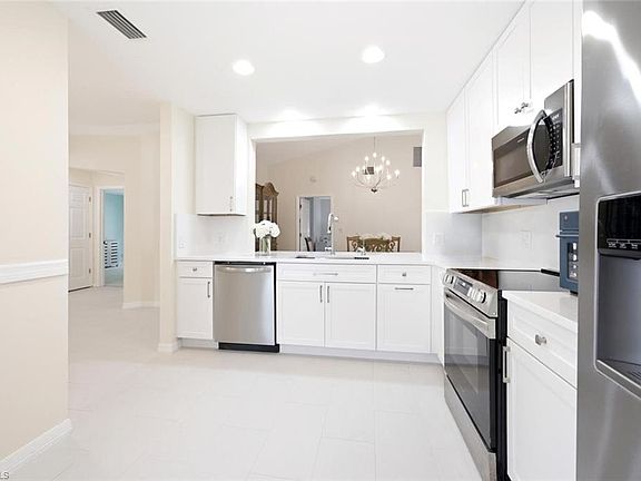 4th image of 506 Courtside DR #E201