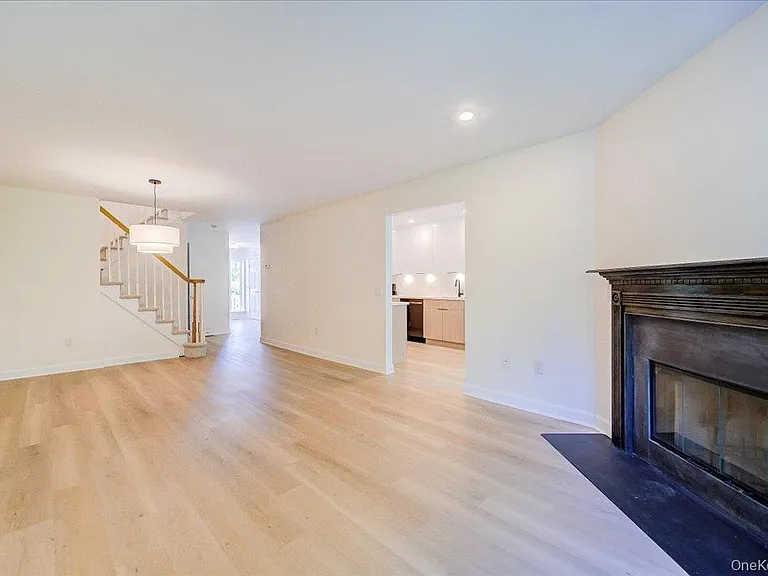 6204 High Ridge Ct — Photo 9