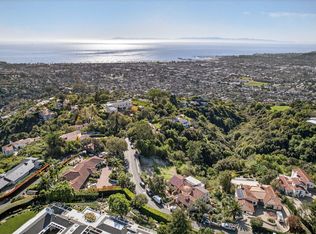 1037 Las Alturas Rd, Santa Barbara, CA 93103