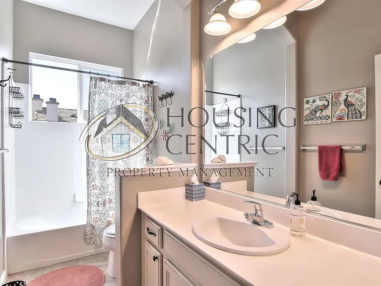1323 Souza Dr — Photo 28