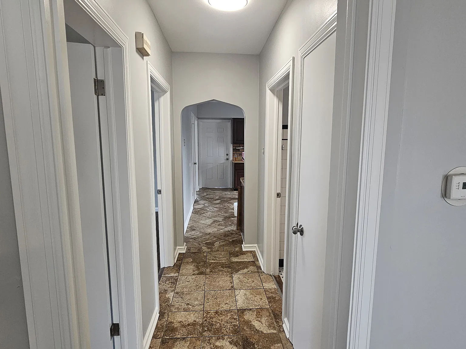 3 bed, 1300 sqft, $2,550 — Photo 1