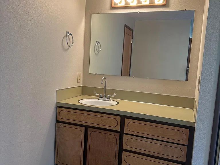 8617 SW 49th Ave #HOUSE — Photo 25