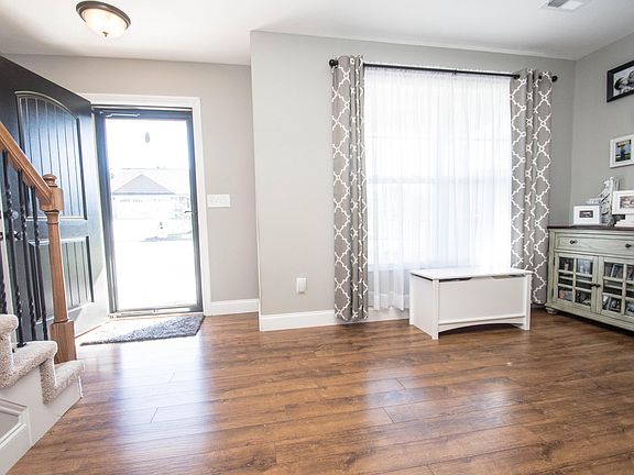 4th image of 5633 Autumn Creek Dr