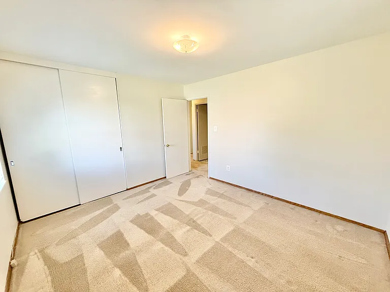 6219 Yellowstone Dr — Photo 16