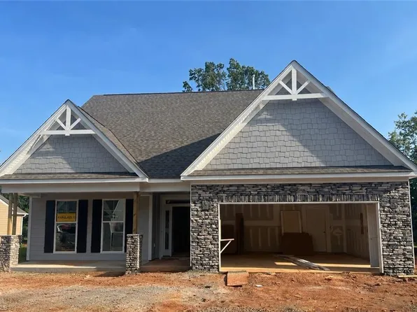 425 Bingham And Parks Rd, Advance, NC 27006