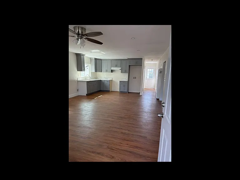 332 W 68th St #1 — Photo 3