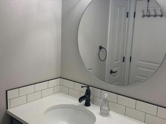 5th image of 61504 Diamond Lake Dr #2