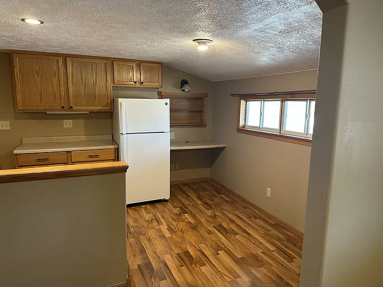 716 S Iowa St — Photo 8