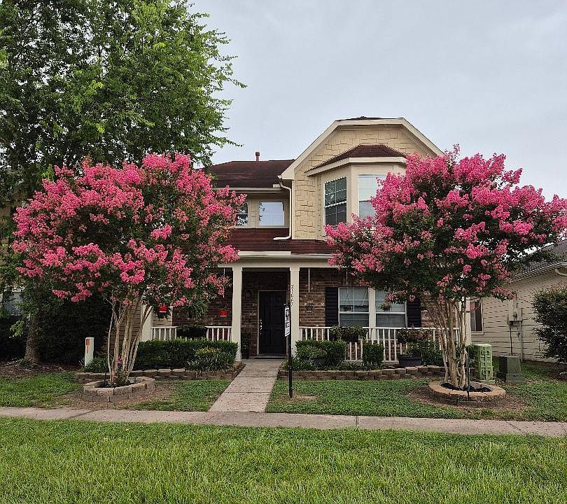 1st image of 21867 Mossy Field Ln