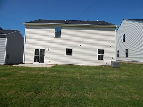 2nd image of 633 Coopers Mill Rd
