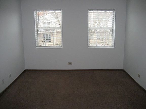 4th image of 300 Village Creek Dr Unit 1D