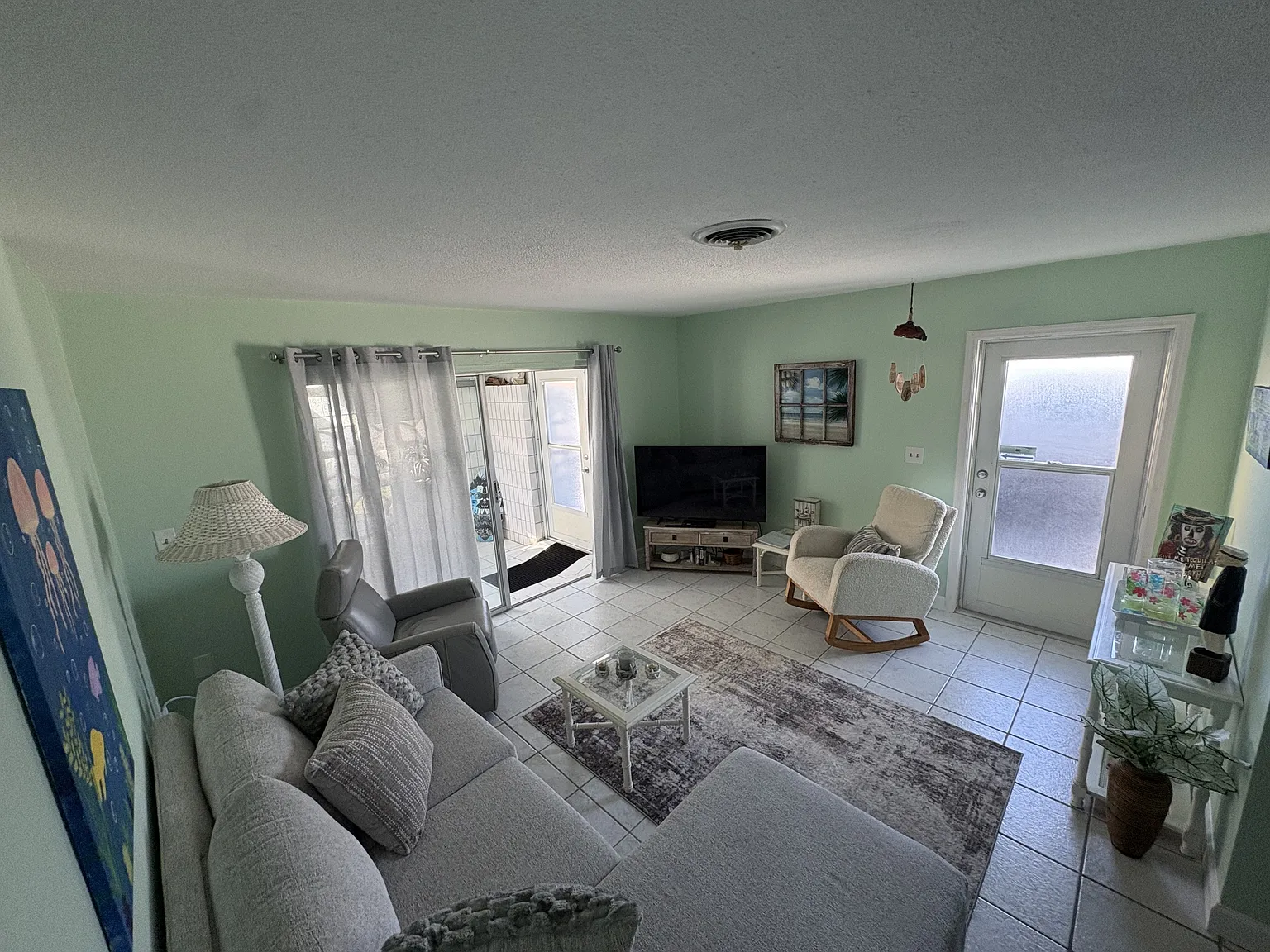 1205 Tarpon Center Dr — Photo 3