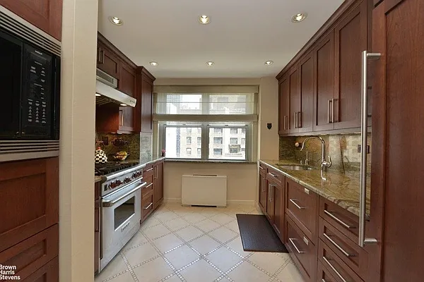 Rented by Brown Harris Stevens | media 7