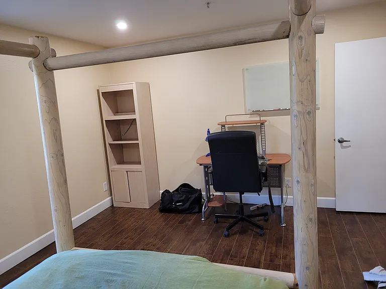1731 Barry Ave #118 — Photo 7