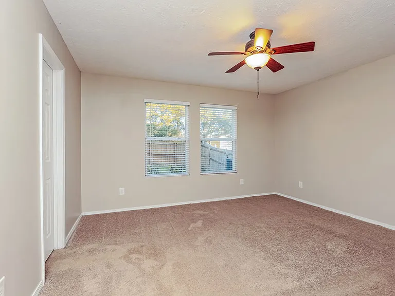 5221 Sunsail Dr — Photo 11