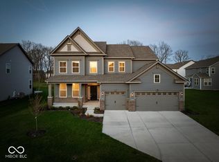 10423 Hamburg Dr, Fortville, IN 46040