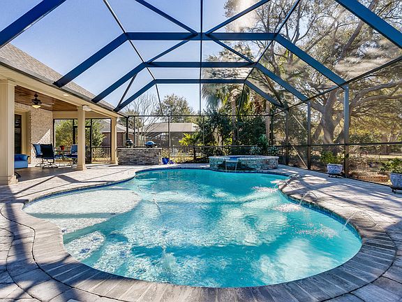 3rd image of 2715 Pebble Beach Dr