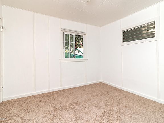 2nd image of 3571 Canada St