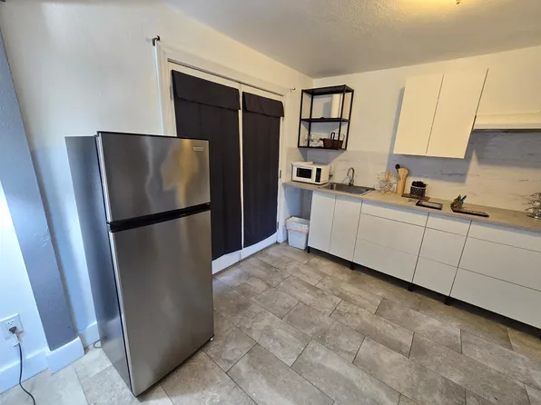 947 Forestdale Ave #1, Glendora, CA 91740