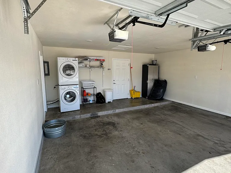 8701 Grover Dr — Photo 17